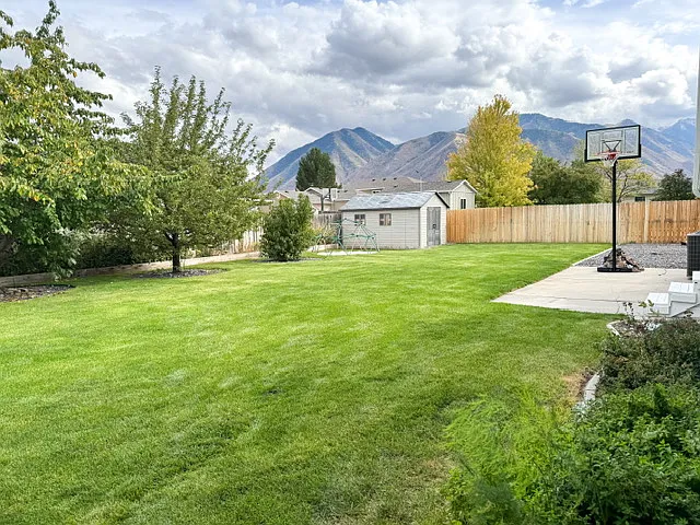 1127 S 1560 E — Photo 35