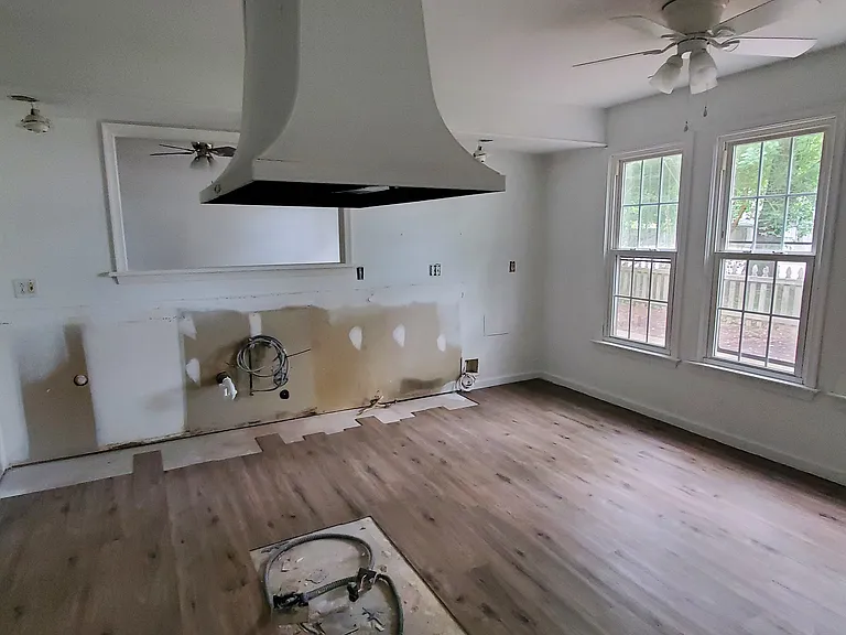 1328 Fernside Ct — Photo 12