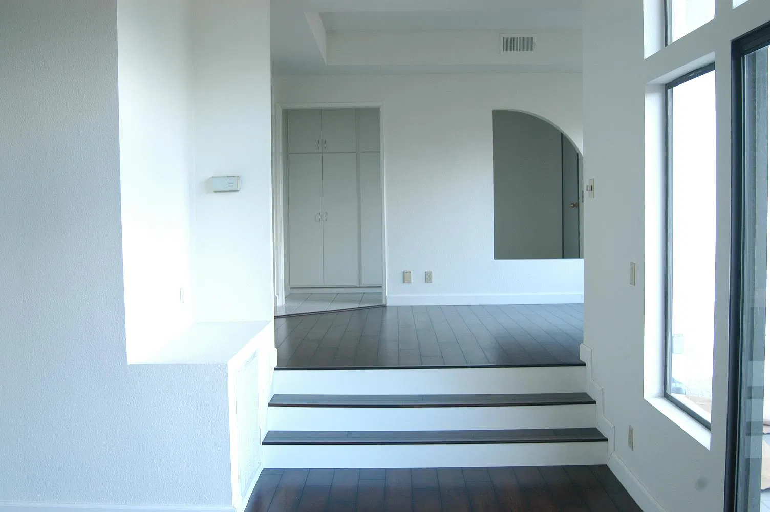 1425 columbia drive — Photo 3
