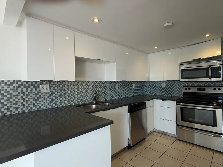 341 NW 109th Ave #10C — Photo 17