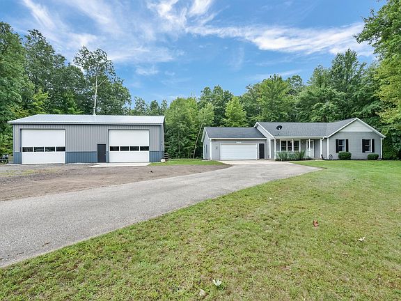 2nd image of 4086 Hardwood Dr
