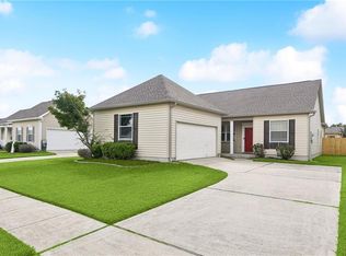 5233 Savannah Ln, Marrero, LA 70072