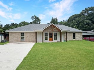 609 Simpson Cir, Mendenhall, MS 39114
