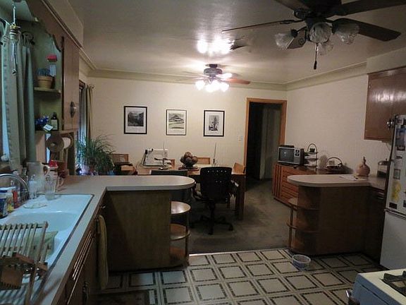4th image of 3137 N Olcott Ave