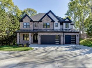 2739 S Waterworks Dr, Buford, GA 30519