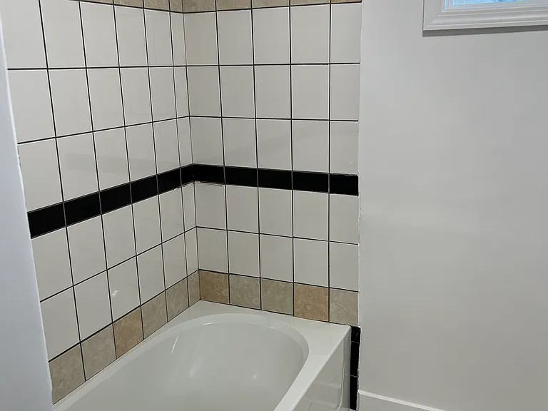 928 Homer Ave — Photo 6