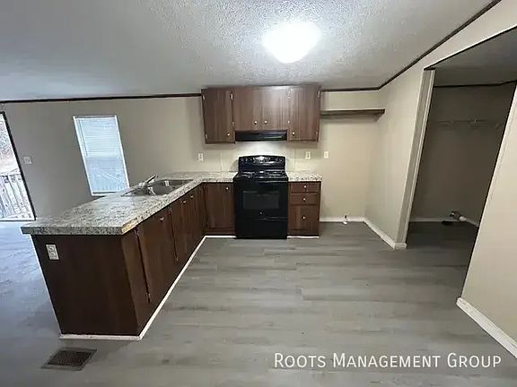 2nd image of 138 Southfork Dr #138S