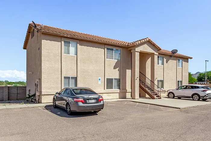 2 bed, 1.0 bath, 850 sqft, $1,250 — Photo 3