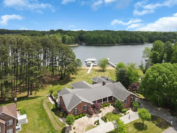 369 Shasteen Bend Dr, Winchester, TN 37398