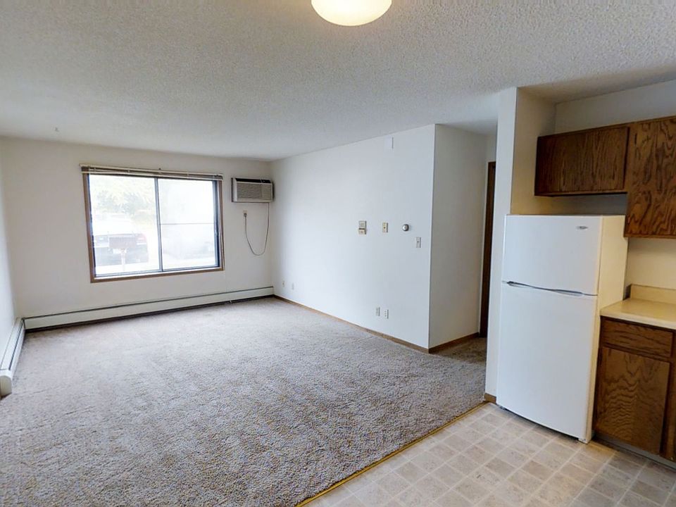 1st image of 137 N Hyland Ave Unit 2