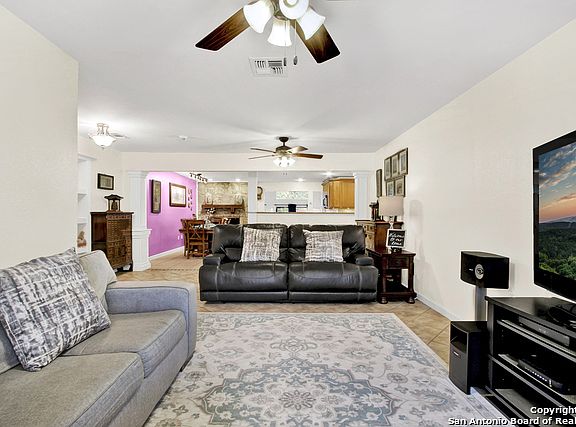 4th image of 2830 Deer Ledge St