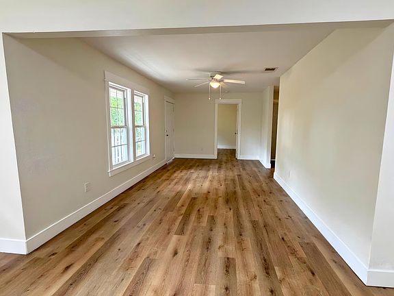 5th image of 3552 Bohanan Cir