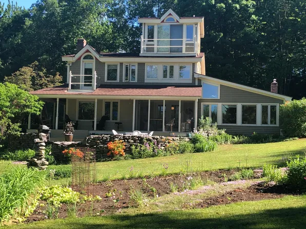 385 Partridge Hl, Hinesburg, VT 05461