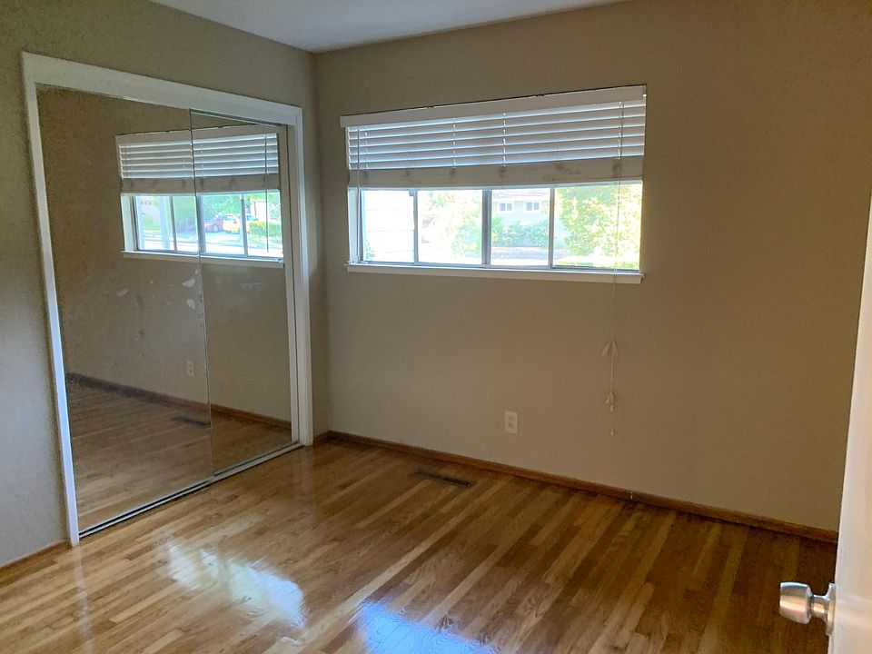 1st image of 303 Hershner Dr
