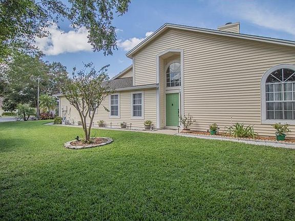 2nd image of 830 Weatherly Ct