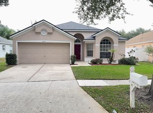 8517 Fawn Creek Dr, Tampa, FL 33626