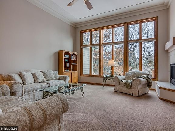 2nd image of 1171 Fallbrook Ln