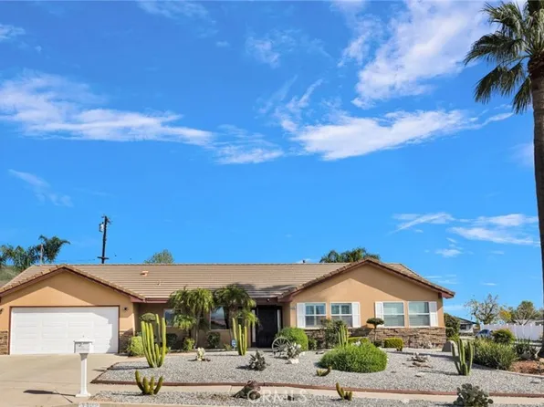 5505 N Alto Dr, San Bernardino, CA 92404