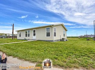 602 6th St, Glendo, WY 82213