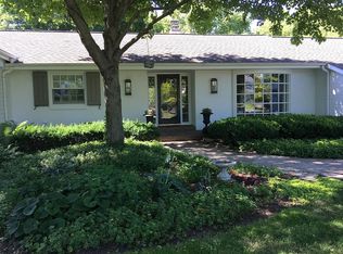 515 Shady Ln, Barrington, IL 60010