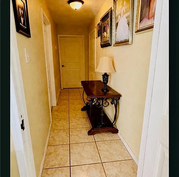 618 N Val Verde Rd — Photo 10
