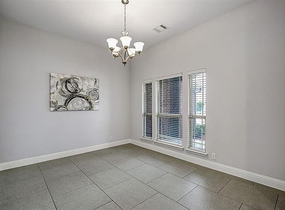 5th image of 1537 Zebra Finch Dr