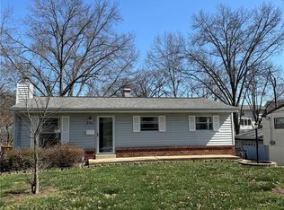 250 Crest Ave, Saint Louis, MO