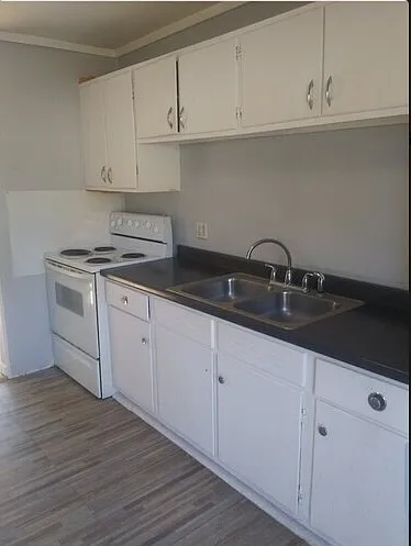 137 Latimer Rd #137 Photo 1