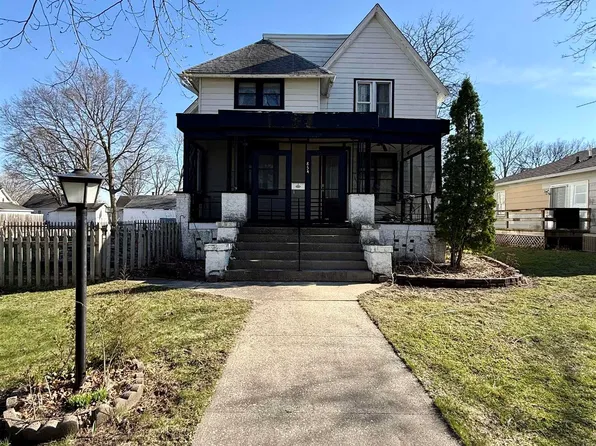 854 Elm St, Webster City, IA 50595