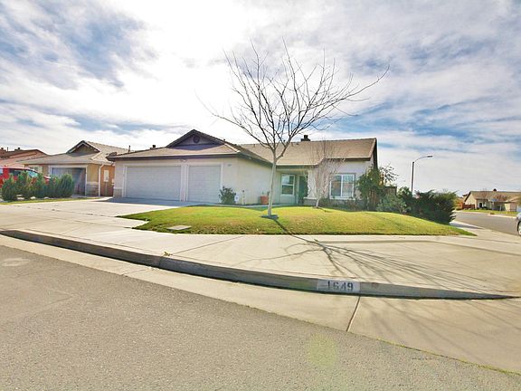 2nd image of 1649 Stoneside Dr