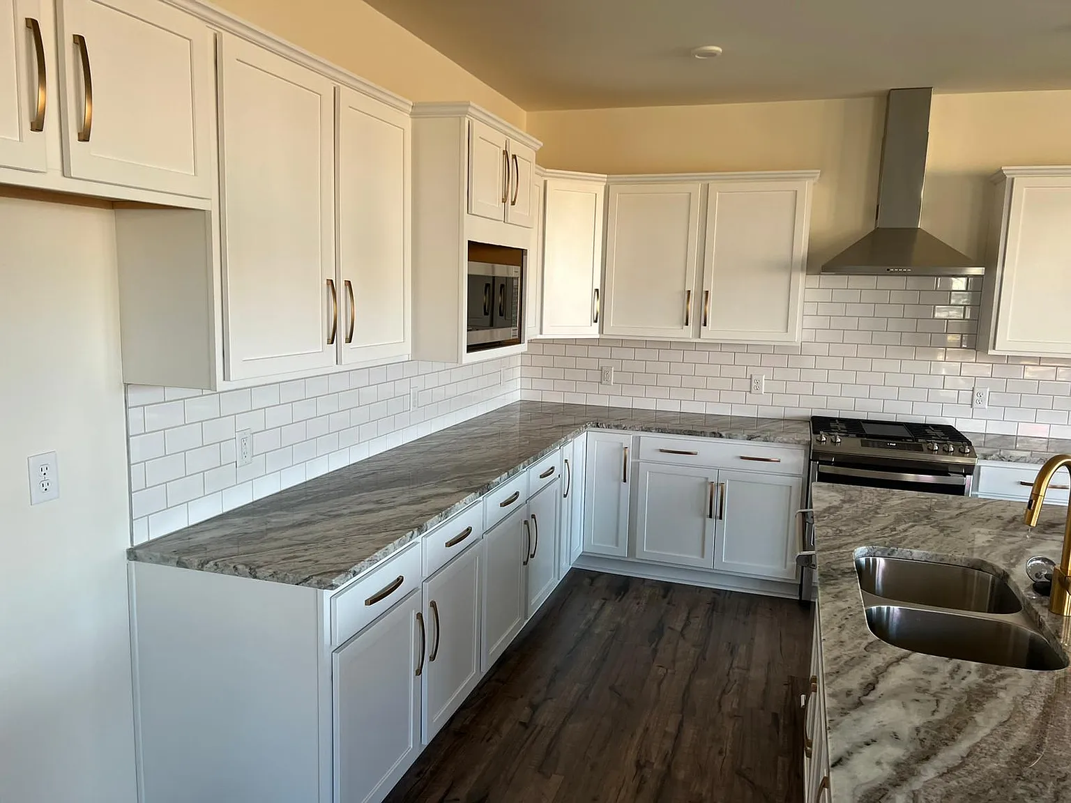 4 bed, 2531 sqft, $2,850 — Photo 1