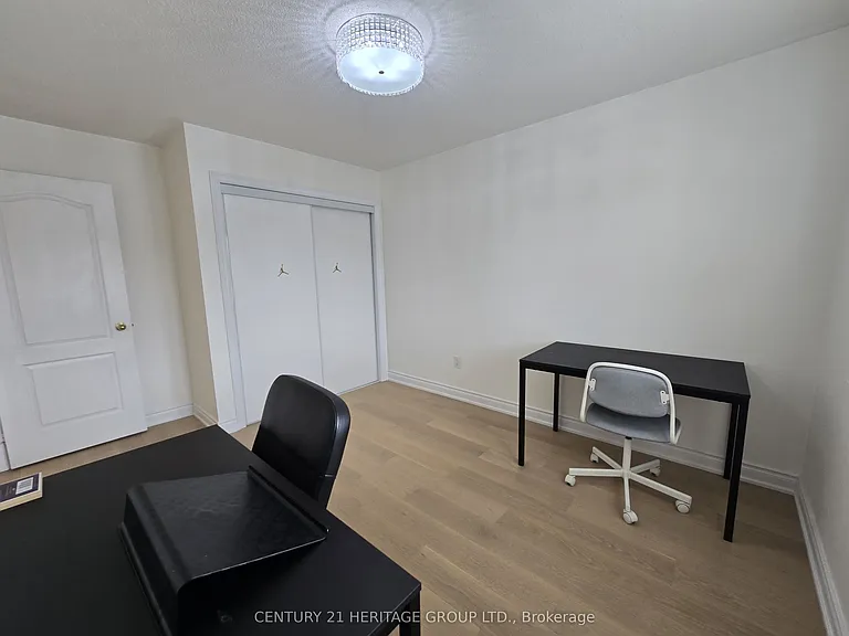 37 Luisa St — Photo 20