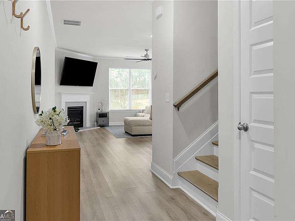 2nd image of 6710 Cedar Glen Rd