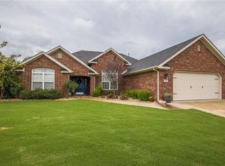 117 Skinner St, Centerton, AR 72719