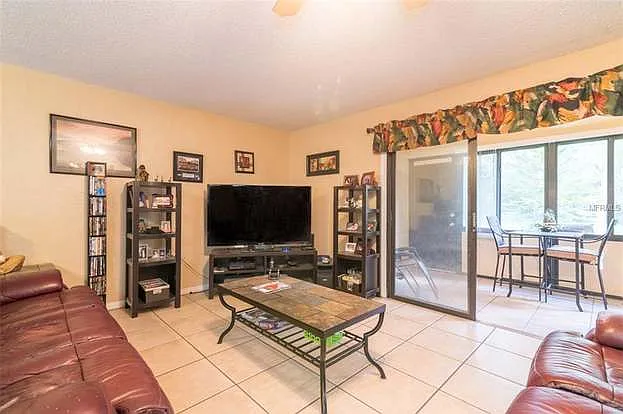 4141 Brentwood Park Cir — Photo 53