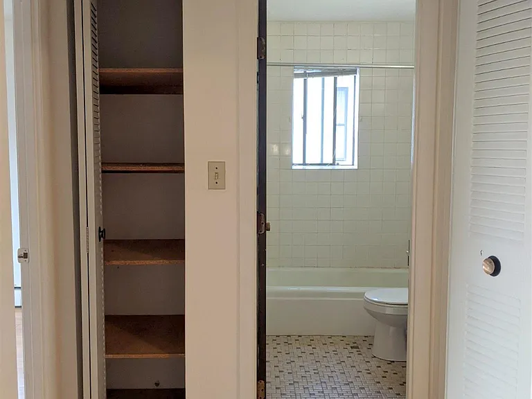 12 Cameron Ave #6 — Photo 8