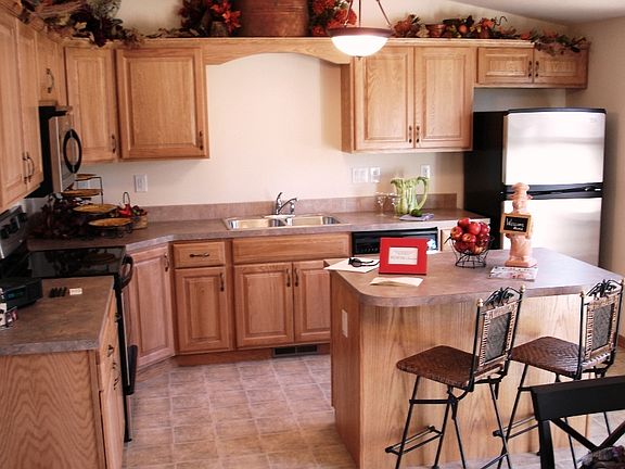 2nd image of 604 Jerry Dr