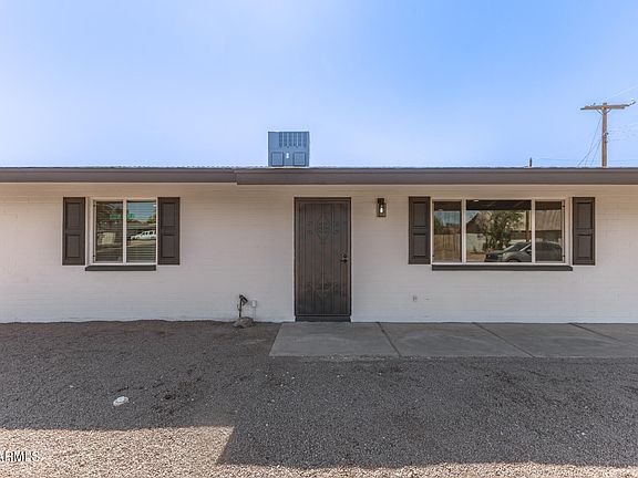 4th image of 861 W 5TH Avenue