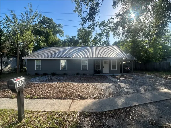 1919 Stonewall St, Brunswick, GA 31520