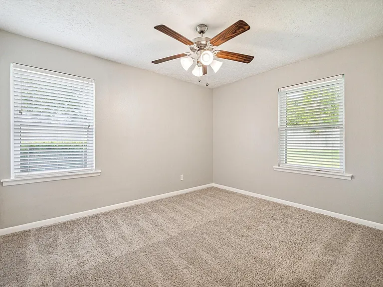 3613 Lazy Spring Dr — Photo 17