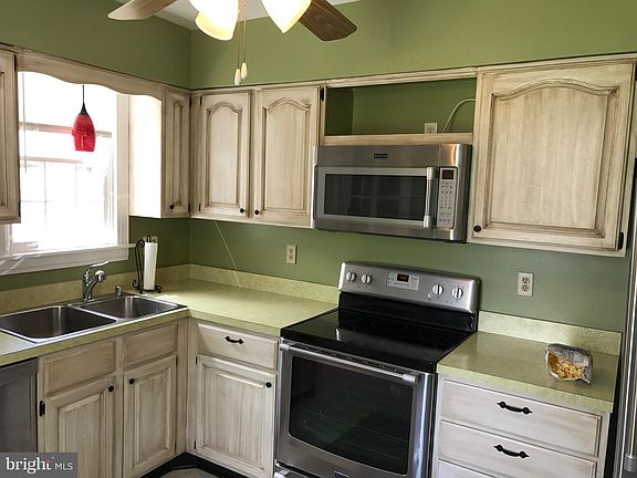 5th image of 13393 Beach Haven Cir