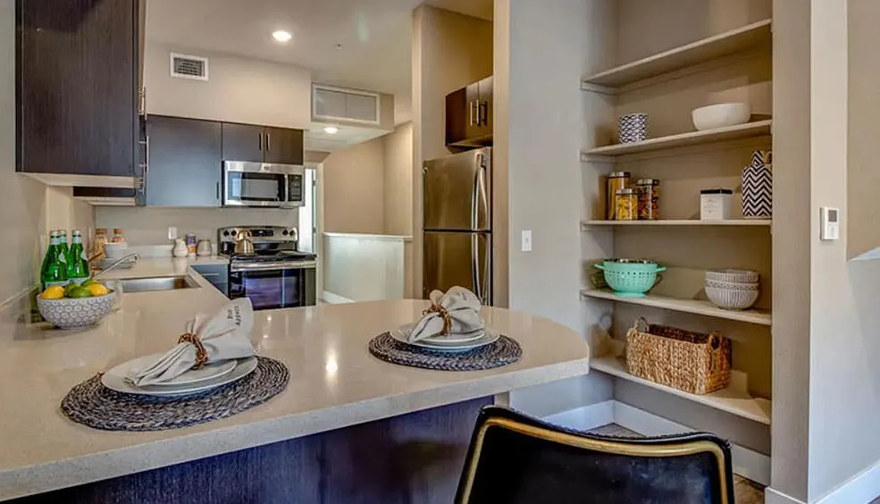Riverside Park Apartments — Photo 4