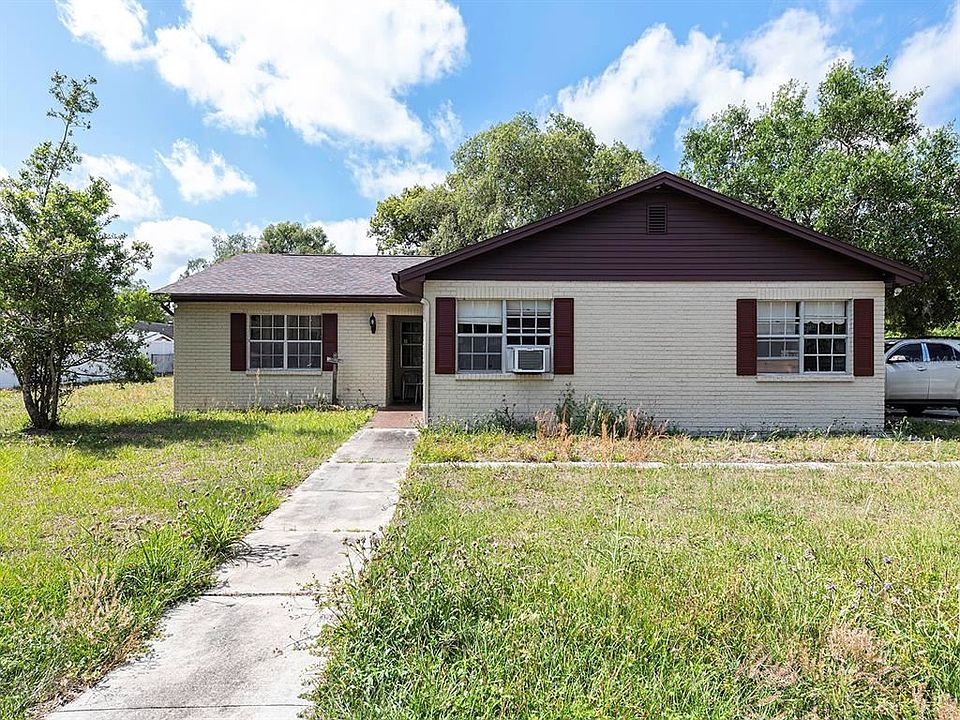 1st image of 4715 E Poinsettia Ave