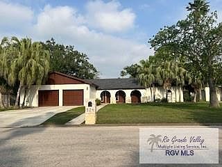 1st image of 524 Palm Valley Dr W