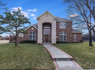 8303 New England Dr N, Amarillo, TX 79119