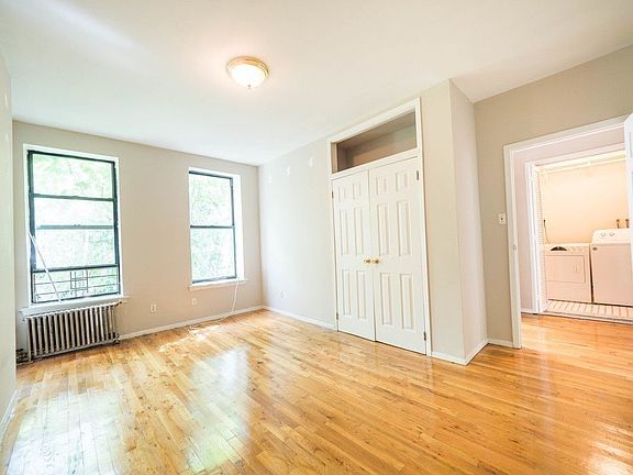 5th image of 518 Sterling Pl #4A