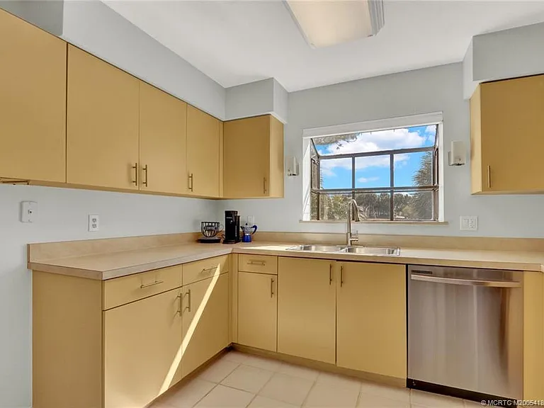 4004 SW Osprey Creek Way — Photo 11
