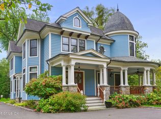 11 Harding Rd, Old Greenwich, CT 06870
