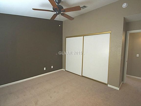 5th image of 1104 Pleasant Brook St