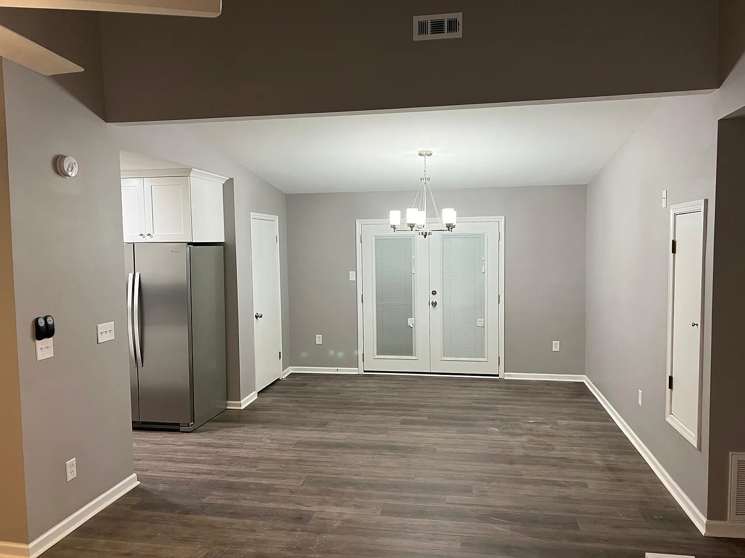 3 bed, 1456 sqft, $1,800 — Photo 2